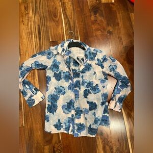 GUESS FLORAL BUTTON DOWN SHIRT🌸🩵